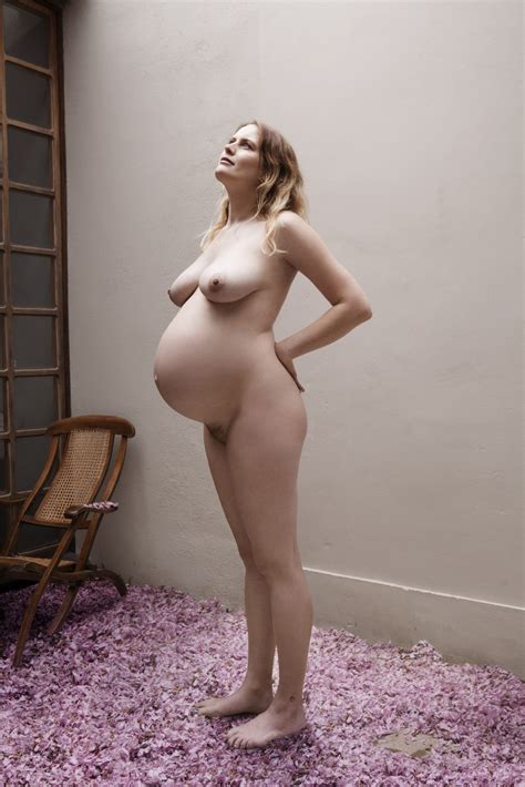 Pregnant Girls Picturies JobeStore