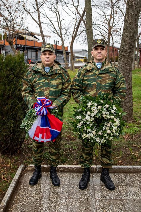 Kfor Soldiers Remember Fallen Slovak Members Article The United