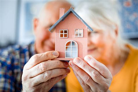 Downsizing Your Home For Retirement Clutterbgone