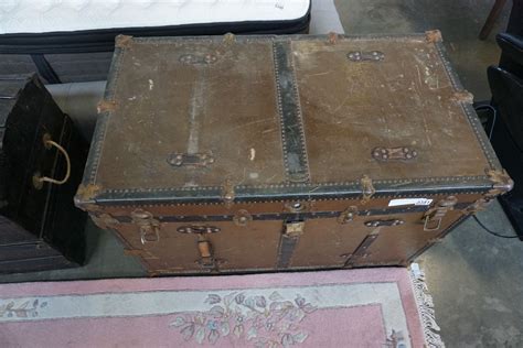 Antique Shipping Trunk Big Valley Auction