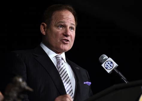 Lsu Head Coach Les Miles At Sec Media Days In Hoover Al July Check This Out Too