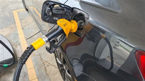 How these petrol loyalty cards help you save more. Shell Rewards Up To 4X BonusLink Points When Refuelling ...