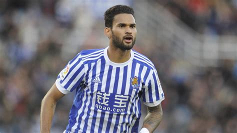 Jun 29, 2021 · willian jose has claimed that he had an offer from manchester united on the table in 2020 but real sociedad blocked his potential switch to old trafford. Real Sociedad suffer Willian José blow ahead of Real Madrid game - AS.com