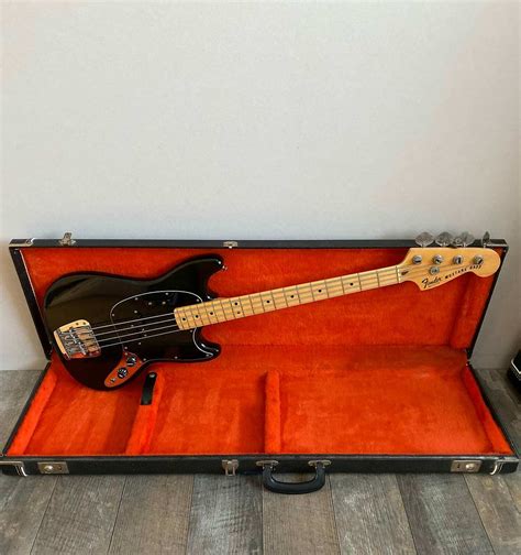 Fender Mustang 1977 Black Bass