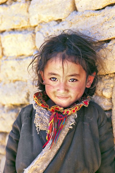 Pin by Nepal Travel on Faces of Nepal | Beautiful children, Children photography, Poor children