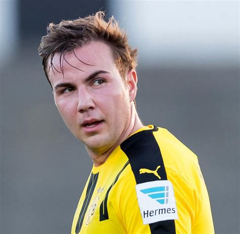 Although his favoured position is that of a pla. Jürgen Klopp: „Viele Leute werden bei Mario Götze Abbitte ...
