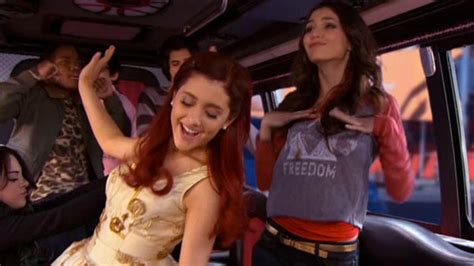 Five Fingers To The Face Five Fingers Victoria Justice Nickelodeon Victorious Teen Humor