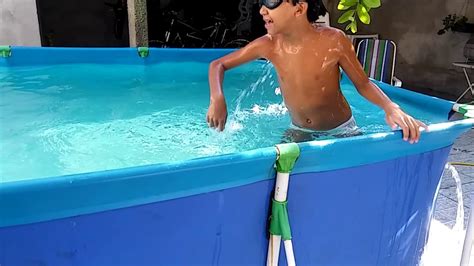 Ensinando A Nadar 1 Brincadeiras Na Piscina Youtube