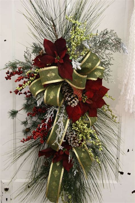 Most Beautiful And Amazing Christmas Flower Arrangements Christmas