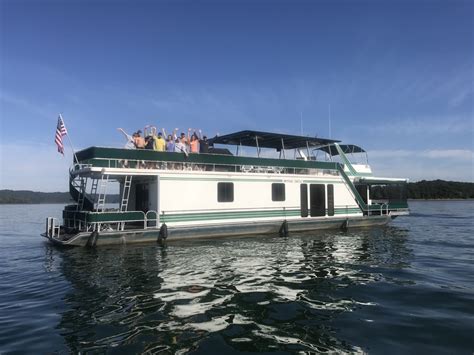 Be your own captain and cruise the beauty of dale hollow lake. Houseboats For Sale On Dale Hollow Lake : 1979 Stardust ...