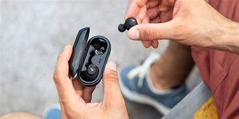 Reduxbuds designed by an international team of electrical engineers, audiophiles, and ergonomic engineers, reduxbuds noise cancelling earbuds bring next generation technology to today'. 10 Best Cheap Earphones of 2019 - Quality Earbuds ...