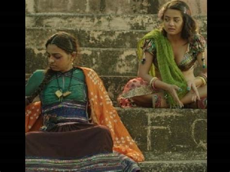 Radhika Apte Hits Back On Leaked Intimate Video From Parched Movie Hindi Filmibeat