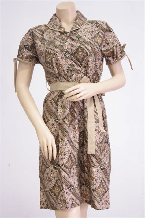 Cheongsam merupakan busana tradisional (perempuan) tionghoa. model baju batik pria dan wanita terbaru ~ pandu-mid