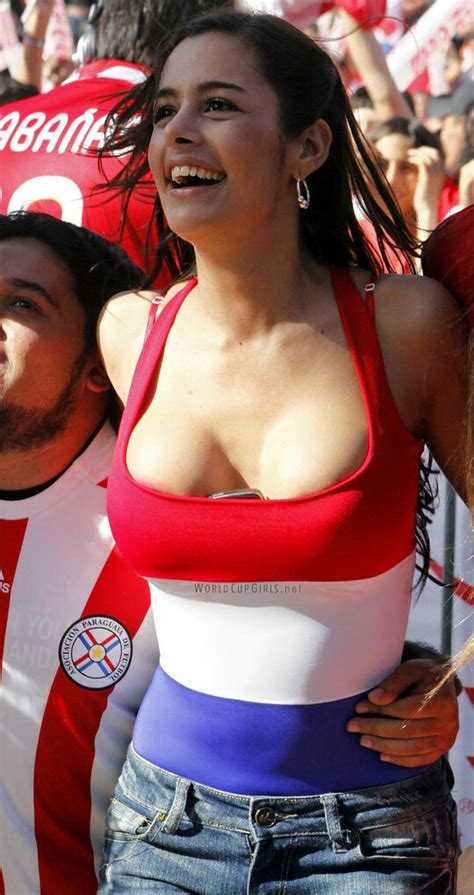 Sexy Pics On Twitter Busty Footballers Wife Larissa Riquelme