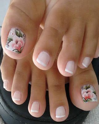 Arte de pintura de uñas. Uñas decoradas con FLORES y MARIPOSAS para los PIES ...