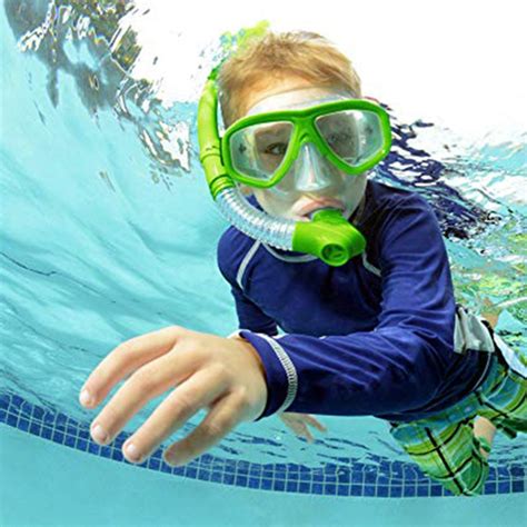 The Many Benefits Of Using A Full Face Snorkel For Kids Desertdivers