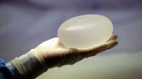 What To Know About The Fda Warning On Breast Implant Risks Rare Cancer