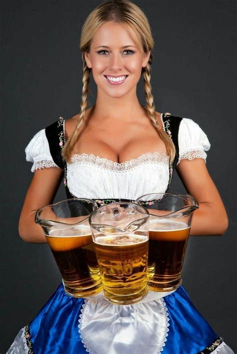 Pin By Belfer66658 On Foto Do Tekstów Beer Girl German Beer Girl