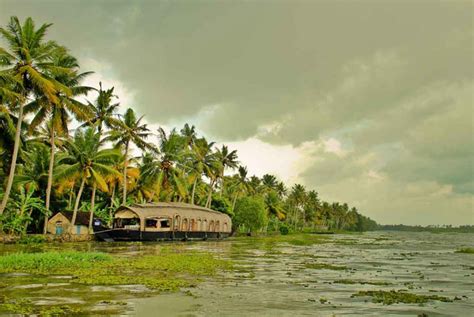 Kerala Gods Own Country Kerala Tourism Flamingo Travels