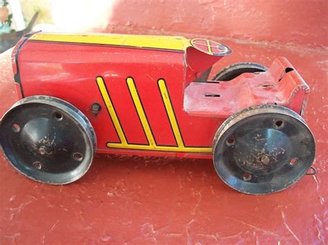 Vintage Tin Metal Toy Race Car Wind Up