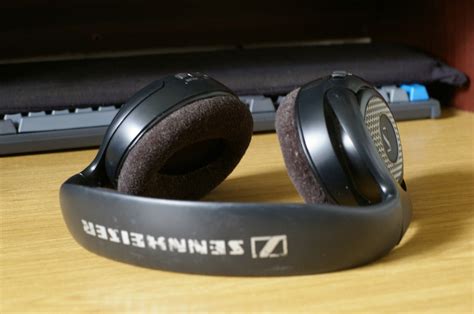 Sennheiser Tr130 Wireless Headphones And Base Station Ebay
