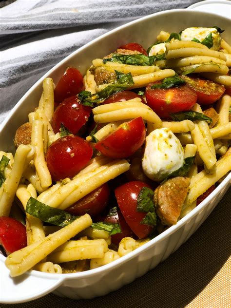 Bring it all together with toasted bread and fresh oregano. Caprese Pasta Salad with Italian Chicken Sausage | Zweigle ...