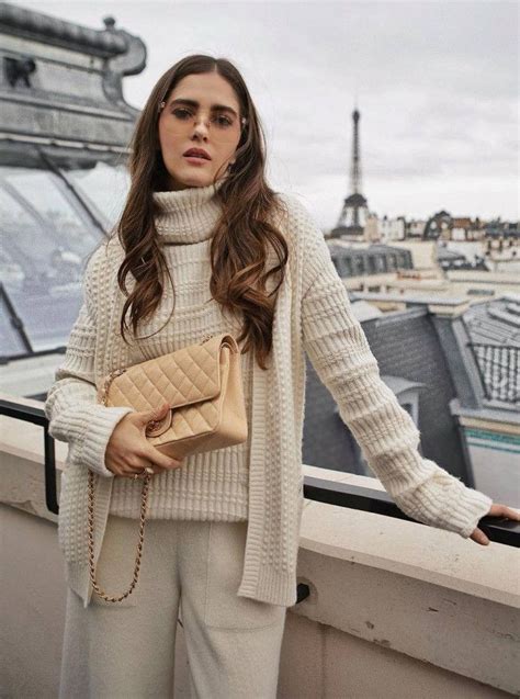 How To Style A Beige Sweater 7 Chic And Cozy Outfit Ideas Youll Love