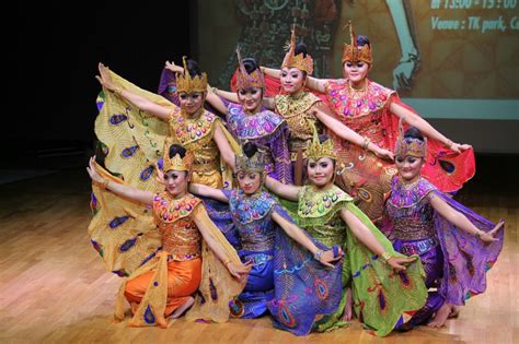 10 Ancient Indonesian Dances You Need To See