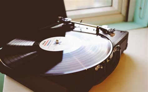 Download Vinyl Turntables Music Record Hd Wallpaper