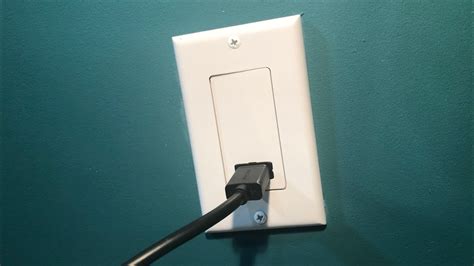 Installing An Hdmi Wall Outlet How To Hide Wires To Your Tv Youtube