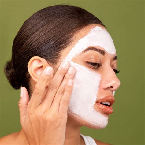 Guide For Choosing The Perfect Face Mask According To Your Skin Type Htv