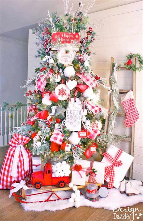 Christmas bring joy and happiness every year, most of us tried for tradition decoration, but this year we can go for chic white tree. Christmas Tree Decorating Ideas: Bloggers BEST ideas