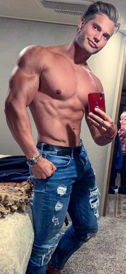 Pin By MUSCLE MEN JEANS On MACHOS MUSCULOSOS EN JEANS Clothes Ripped Jeans Mens Denim