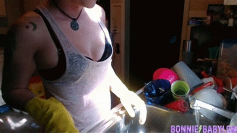A Mountain Of Dishes Pt One Android Bonnies Smut On The Go Clips Sale