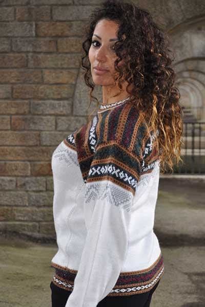 Check spelling or type a new query. Pull-over la gringa blanc - Pulls en laine d'alpaga ...