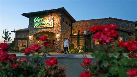 Olive Garden Investor Back Off On The Breadsticks Abc13 Houston