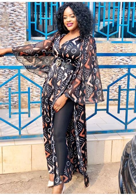 Pin By Louise Nadège On Waax Soie African Fashion Traditional Kimono