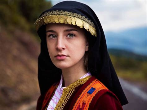 Stunning Portraits Show What Beauty Looks Like Around The World In Women Beauty