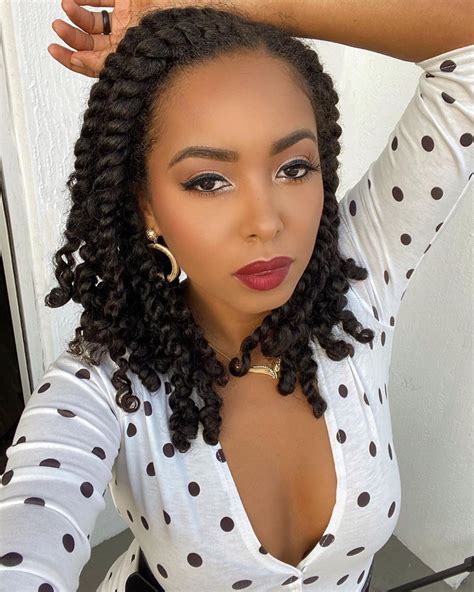 Protectivestyles On Instagram Taurus Woman Hair These Twists Are Like Days Old