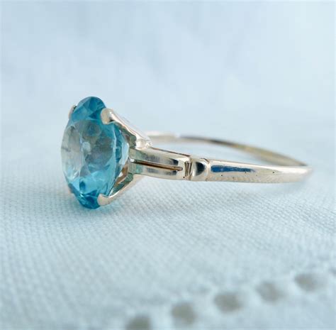 A Vintage Oval Natural Blue Zircon In 14kt Yellow Gold Ring Etsy