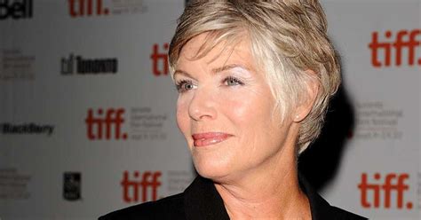 Top Gun Actress Kelly Mcgillis Makes Rare Public Appearance On Sets