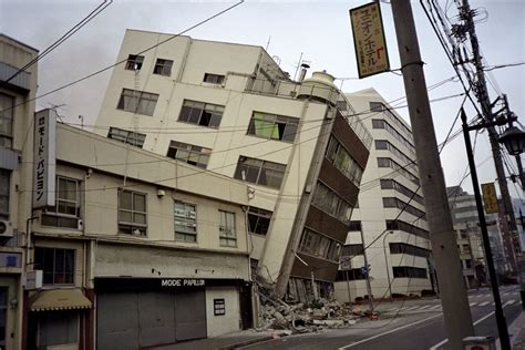 As indicated below, magnitude is measured on the richter magnitude scale (ml) or the moment magnitude scale (mw), or the surface wave magnitude scale. Kōbe earthquake of 1995 | Japan | Britannica