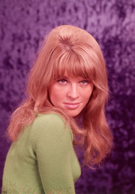 She made her feature film debut in the fast lady , a 1962 romantic comedy. Julie Christie - Paperblog