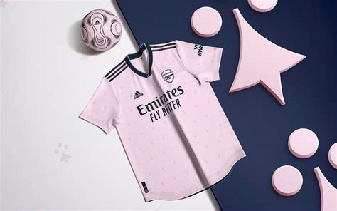 Arsenal Has Chosen Pink For Its Third Jersey