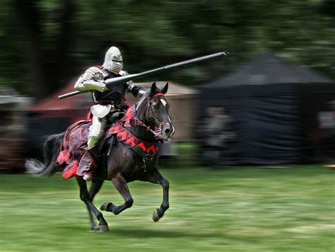 What Kind Of Horses Did Knights Ride Swords Medieval Jousting Knight