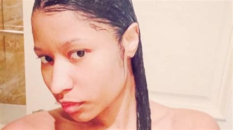 Nicki Minaj Topless Shower Pictures Posts Snaps Of Her Topless With Wet Hair Mirror Online