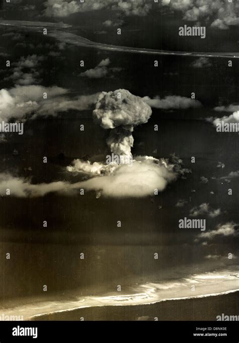 Atomic Bomb Mushroom Cloud Ww2