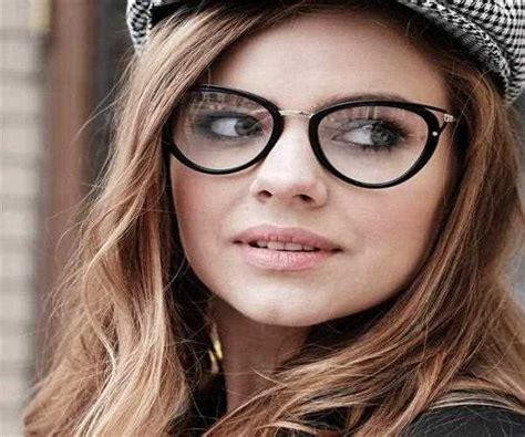 Eyeglass Trends For The New Year 2021 Best Seller Prescription Glasses For 2021 Mindstick