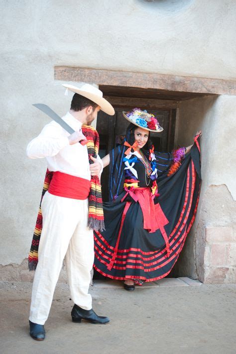 Michoacán En 2019 Trajes Tipicos De Mexico Ballet Folklorico Y