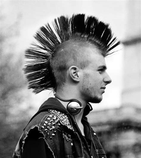 Recommended Mohawk Hairstyle For Men Rock Hairstyles Punk Haircut